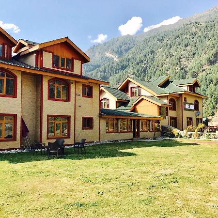 Hotel Akbar Sonamarg Exterior photo