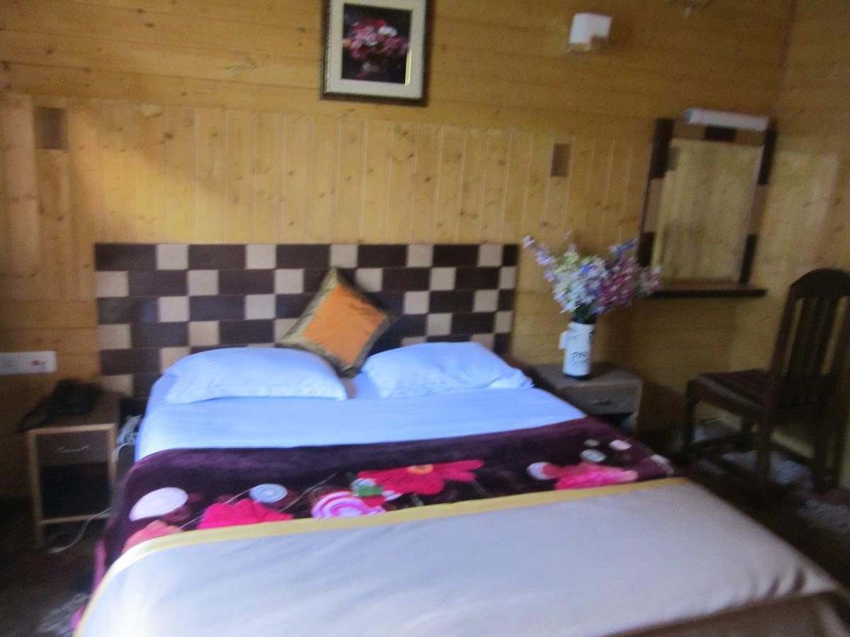 Hotel Akbar Sonamarg Exterior photo