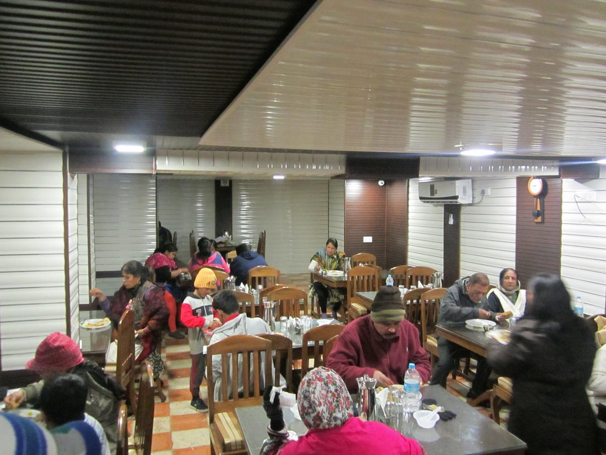 Hotel Akbar Sonamarg Exterior photo