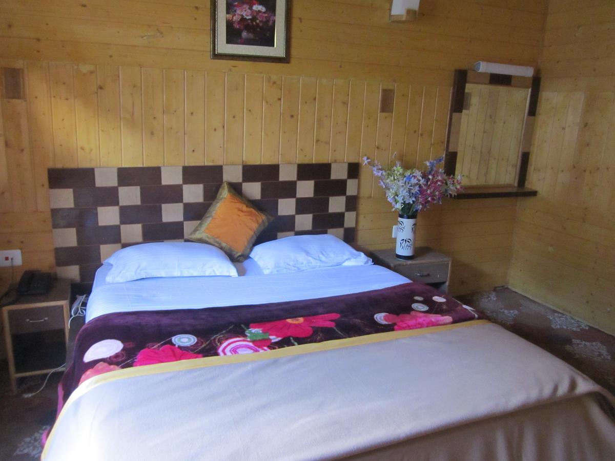 Hotel Akbar Sonamarg Exterior photo